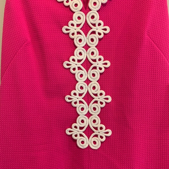 Vince Camuto Shift Dress - Picture 2 of 6